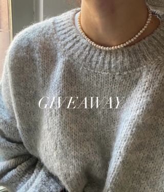 c h r i s t m a s g i v e a w a y VÁNOČNÍ SOUTĚŽ O NÁŠ BESTSELLER PERLOVÝ NÁHRDELNÍK! Představte si ten okamžik, kdy...